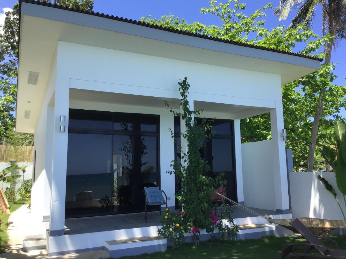 Bamboobeachvilla1 Ac New Oceanfront Pool Sunsetview Garden Kitchen Satellite Starlink Wi-Fi Dimiao Exterior photo