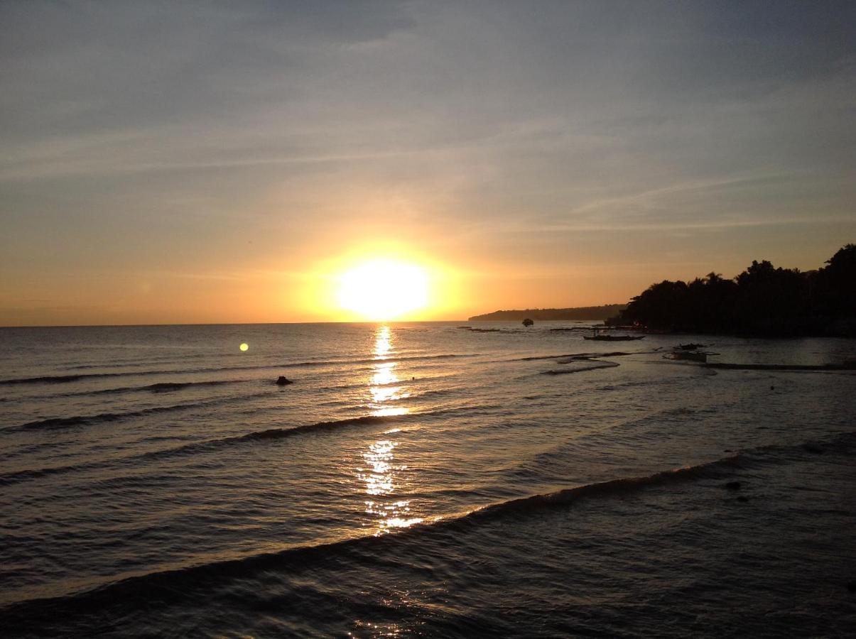 Bamboobeachvilla1 Ac New Oceanfront Pool Sunsetview Garden Kitchen Satellite Starlink Wi-Fi Dimiao Exterior photo